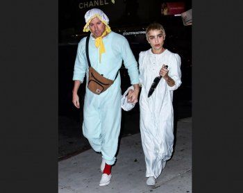 شاهد .. خطوبة تشانينغ تيتوم وزوي كرافيتز بالسر.. وهكذا تم كشف أمرهما - بالصور