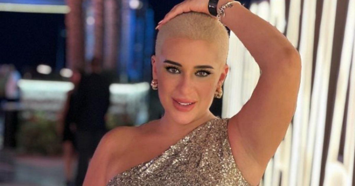 شاهد .. بالصورة- أسما شريف منير تخطف الأنظار بلوك كاجوال رائع