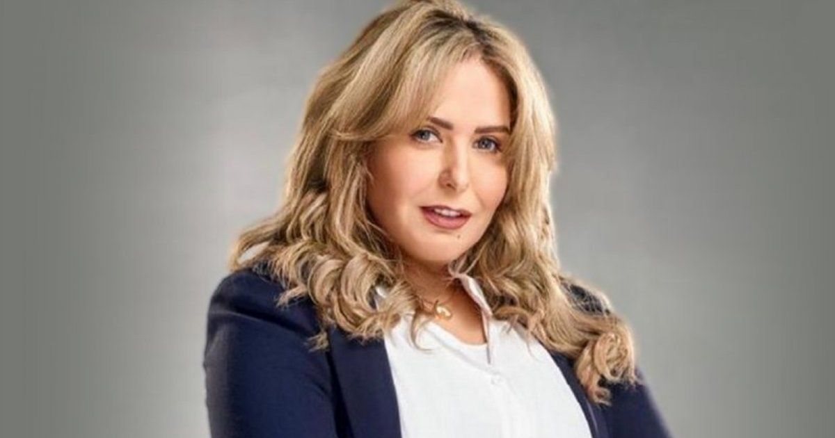 شاهد .. صورة نادرة لـ صابرين في أول ظهور لها بالسينما المصرية مع محمود ياسين ونجلاء فتحي