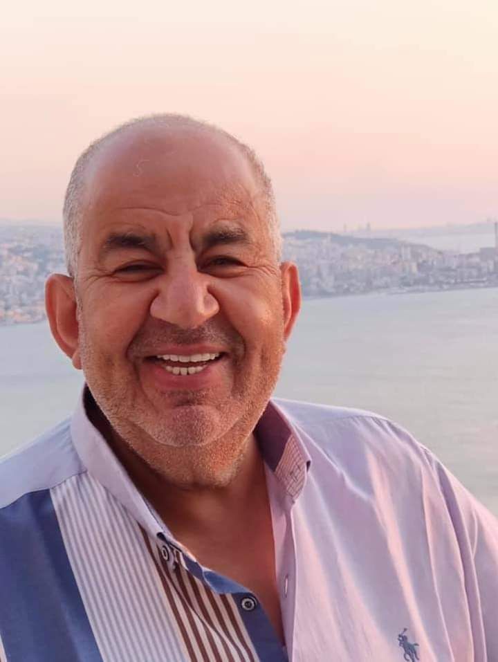 نهاد أبو القمصان دعت على محمد التاجي فسقط داخل المسجد النبوي