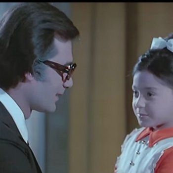 شاهد .. صورة نادرة لـ صابرين في أول ظهور لها بالسينما المصرية مع محمود ياسين ونجلاء فتحي