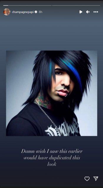 شاهد .. بالصورة- درايك بشكل غريب وشعر ملون وحلق في شفته.. فما القصة!