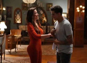 شاهد .. بالصور- أحمد الفيشاوي ونسرين طافش من كواليس تصوير "السيستم"