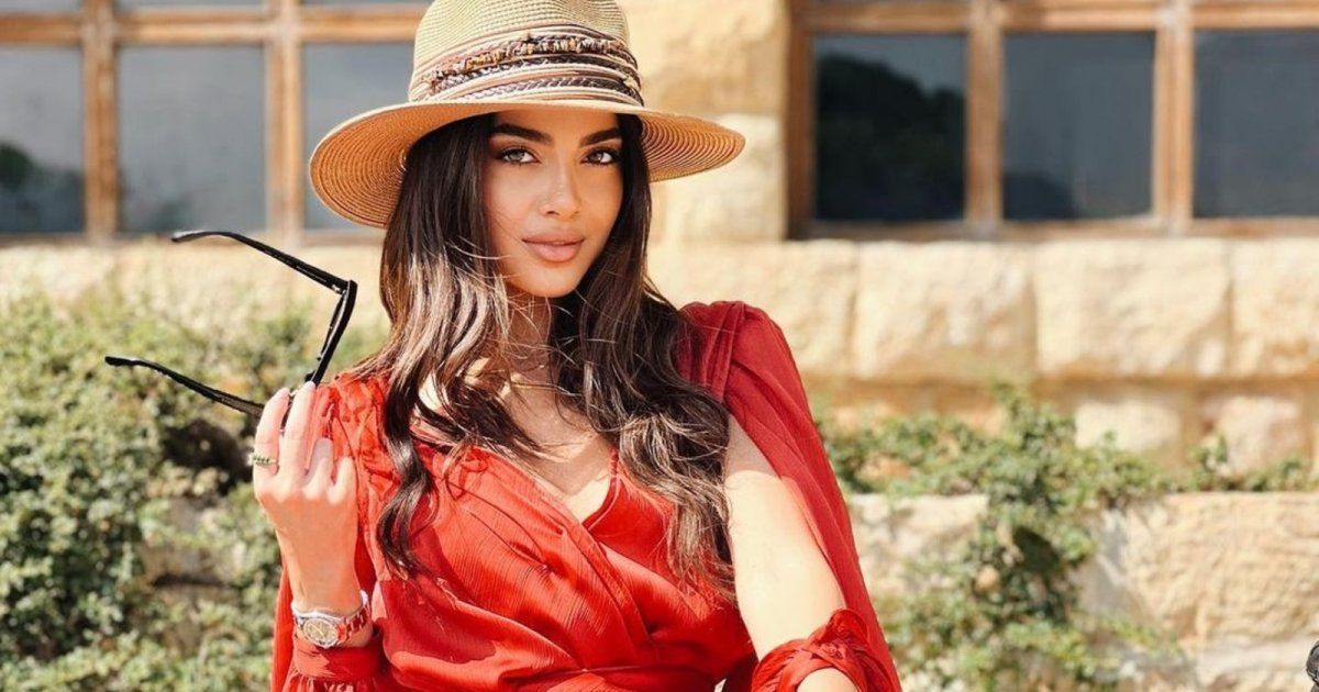 شاهد .. مايا أبو الحسن تبدأ رحلتها بمسابقة ملكة جمال الكون.. وهكذا غادرت لبنان