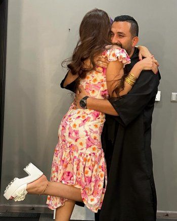 شاهد .. بالصور- هاني سعد يحتفل بعيد زواجه من درة التونسية بكلمات من الحب والرومنسية