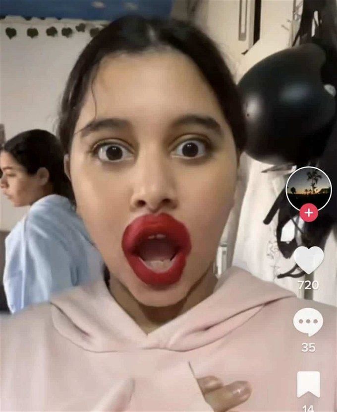 ابنة شيرين عبد الوهاب