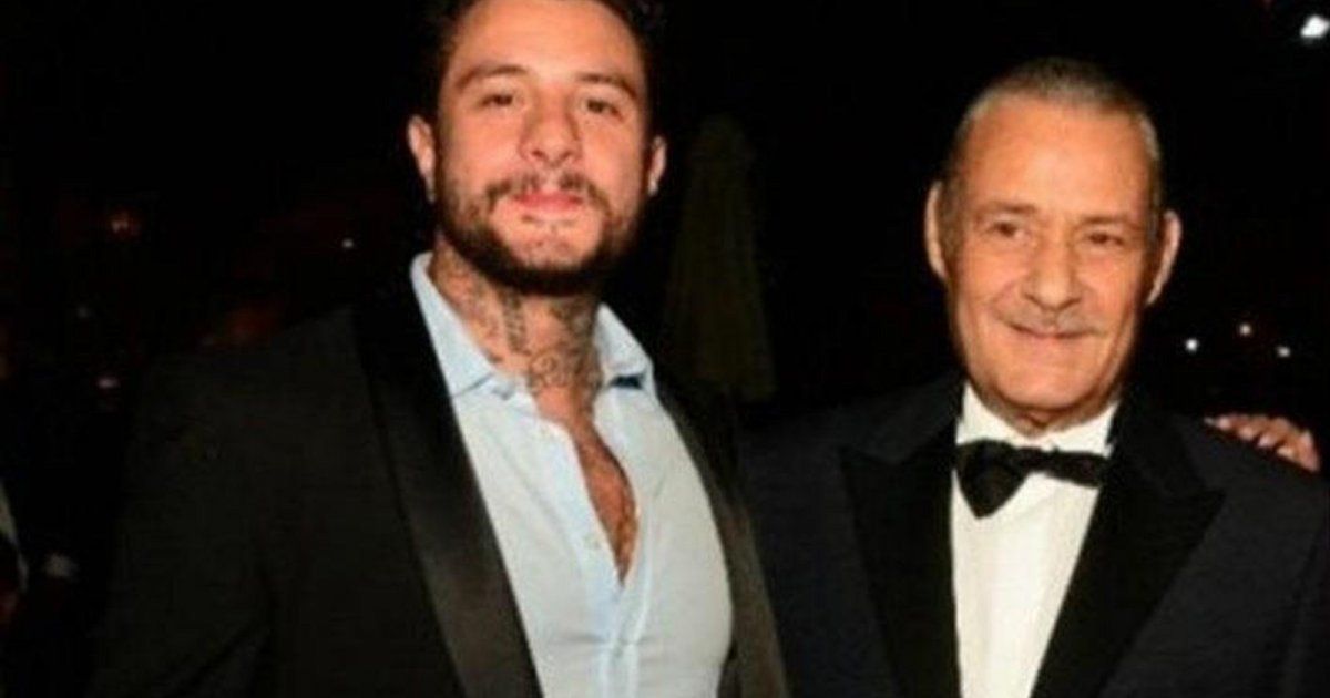 شاهد .. بالفيديو- أحمد الفيشاوي يستذكر والده الراحل فاروق الفيشاوي بهذه الكلمات المؤثرة