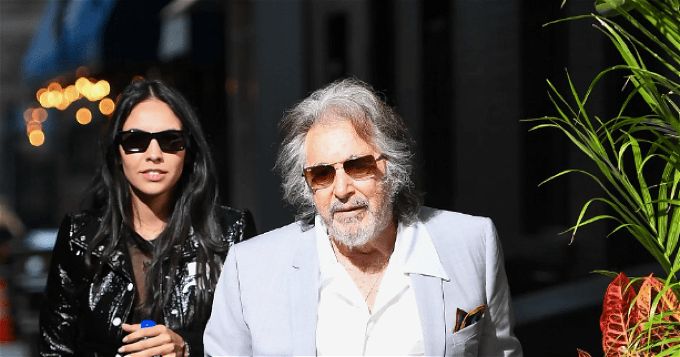 تطورات خلاف آل باتشينو ونور الفلاح.. الصراع زاد بسبب نفقة الابن