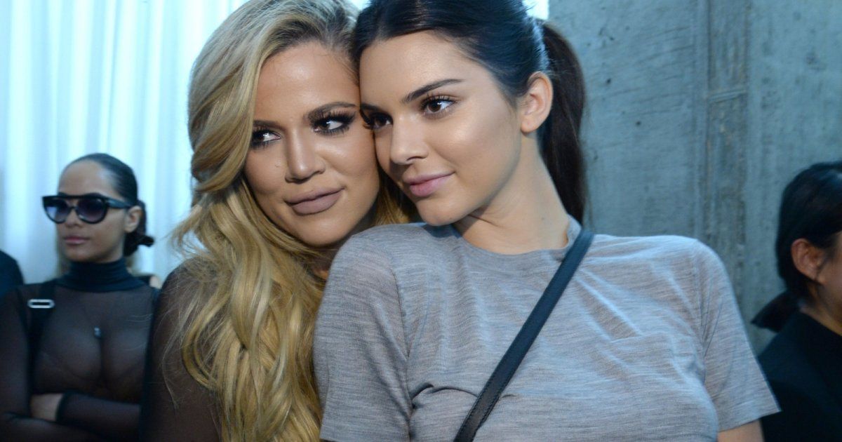 شاهد .. بلحظات جميلة جمعتهما من الطفولة..كلوي كارداشيان توجه هذه الرسالة لـ كيندال جينر في عيد ميلادها