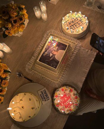 شاهد .. بالصور- كيندال جينر تحتفل بعيد ميلادها الـ 28 بهذا اللوك الرائع