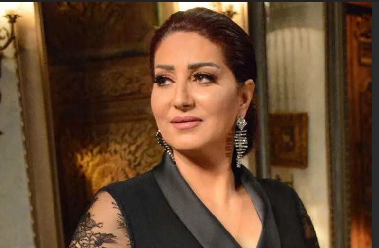 وفاء عامر تحسم الجدل : ريحوا نفسكم أولاد الحاج متولي قصة مختلفة