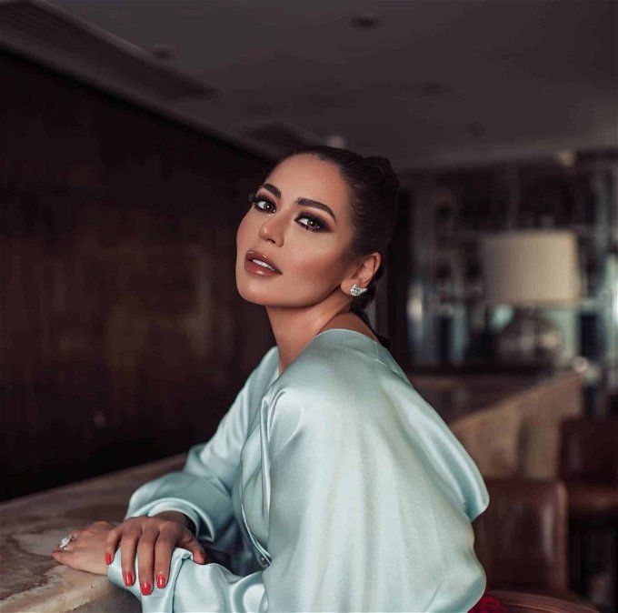 ديانة لقاء الخميسي تثير الجدل من جديد.. اعرفها من هنا