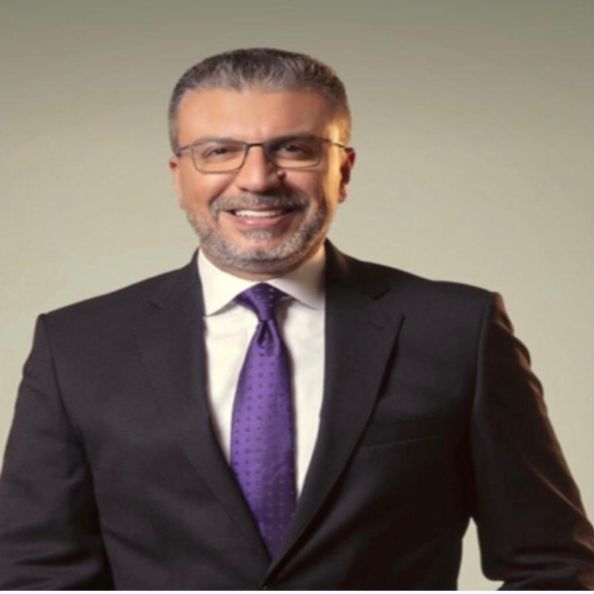 تحمل تكاليف عملية قرنيه فى العين بتكلفة ٦٠ الف جنيه على راديو مصر