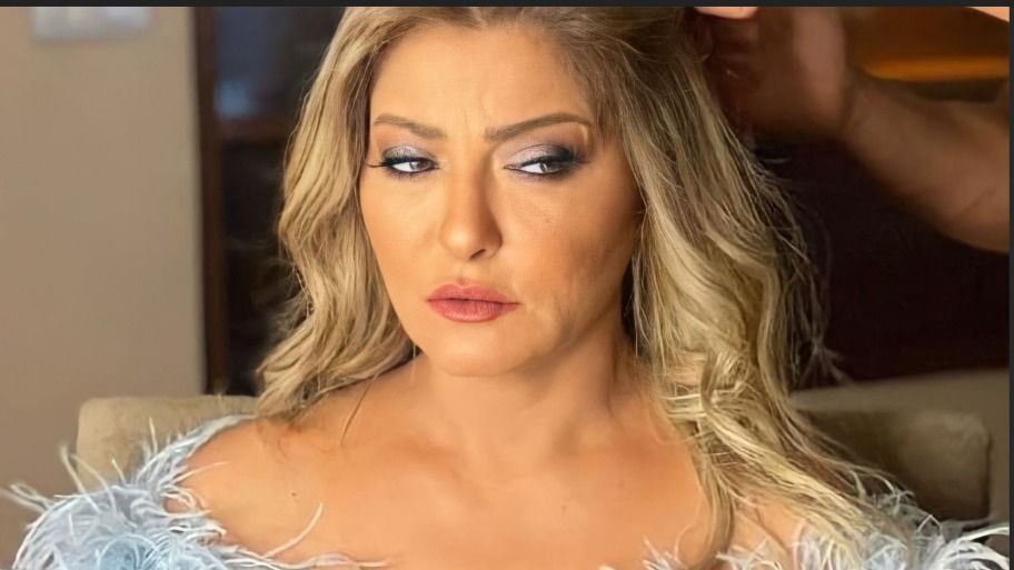 علا غانم لسه عايشة دور فتاة العشرينات والتجاعيد مالية وشها