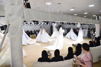 شاهد .. منى المنصوري تشارك في "معرض الفجيرة للعروس".. وهذه الأصداء!