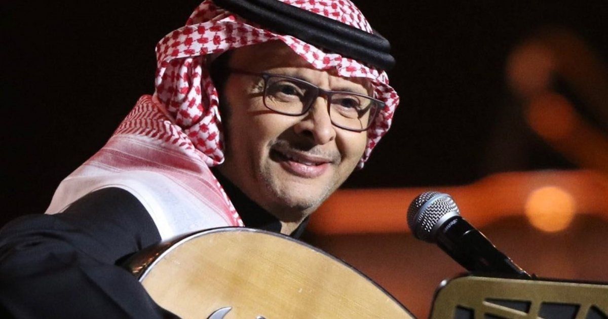 شاهد .. إمرأة تروي معاناتها لـ عبد المجيد عبدالله بعد طلاقها في حفلته في الرياض - بالفيديو