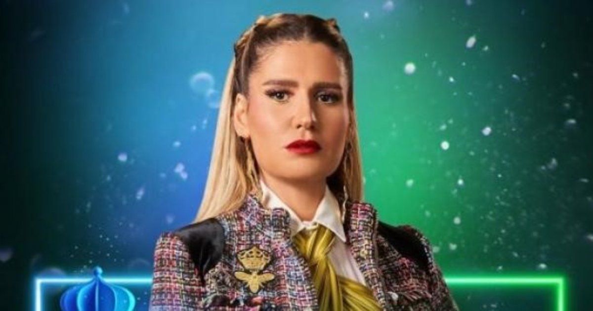 شاهد .. هنا شيحة تكتب كلمات مؤثرة مليئة بالحب في عيد ميلاد والدها