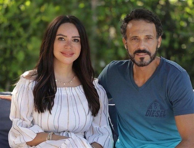 إنجي علاء زوجة يوسف الشريف تفتح النار على الوسط الفني