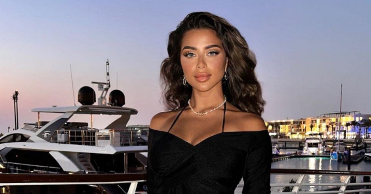 شاهد .. بالصورة-بإطلالة بسيطة .. يارا السكري تسحر الجمهو ربجمال وجهها