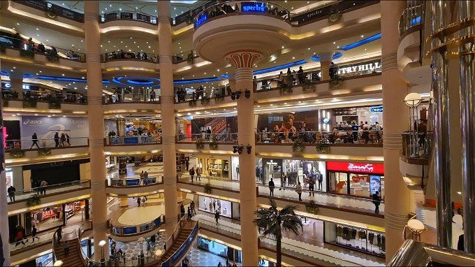 أخبار مصر | القصة الكاملة حول حادث سيتي ستارز.. مهندس سقط من الدور الخامس