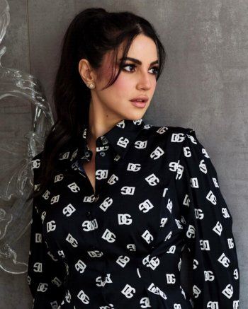 شاهد .. بالصور- درة التونسية تطمئن الجمهور عليها وهذا ما قالته لهم