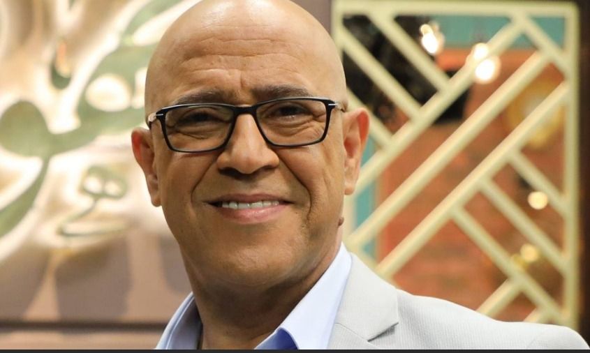 أشرف عبد الباقي يقدم مسرحية في الرياض ويفتتح مطعمه في البلوفارد