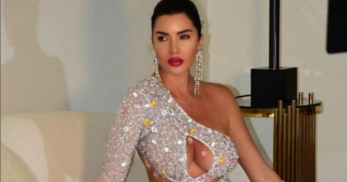 شاهد .. لاميتا فرنجية بإطلالة جريئة.. وطريقة إستعراضها للملابس تحدث ضجة