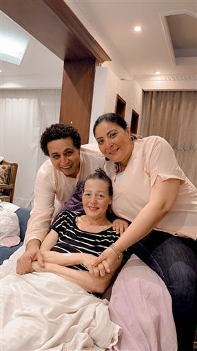 فاتن الحلو .. خرجت من المستشفي لكن مالزالت تحتاج للدعاء