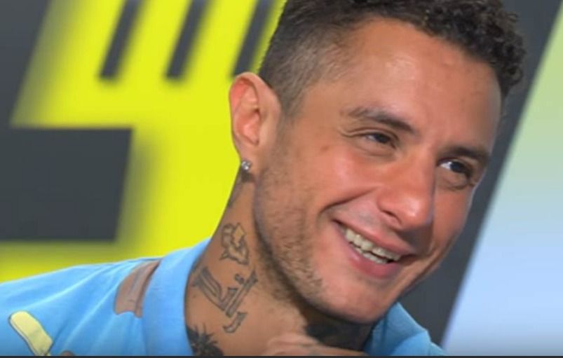 الفيشاوي في عيد ميلاده .. 43 سنة من المرح والبهجة