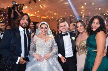 شاهد .. هكذا أطلت داليا البحيري في زفاف إبنة شقيقتها .. ومصطفى قمر ومحمود العسيلي يحييان الحفل
