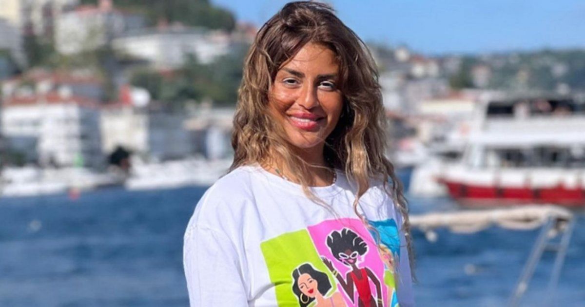 شاهد .. بالصورة - منة فضالي تستعد لعرض مسرحية "صوابع زينب" وتحمس الجمهور من خلال البوستر الرسمي