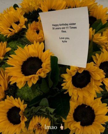 شاهد .. كايلي جينر تصدم المتابعين بمعايدتها لـ كيندال.. لم تعرف عمر شقيقتها؟