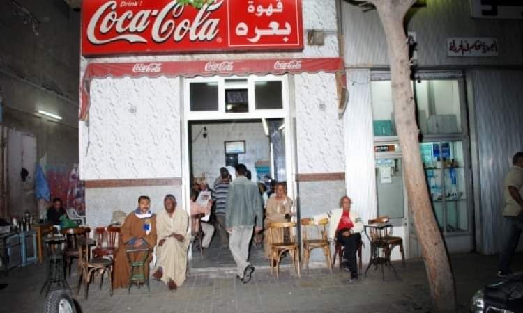 قهوة بعرة عنوان كل كومبارس مصر