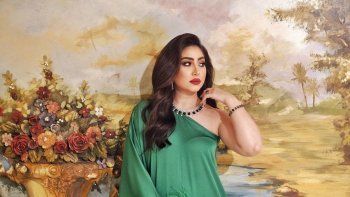 شاهد .. غادة عبد الرازق تساند بوسي بعد طلاقها من هشام ربيع وتعلق على صور جديدة لها