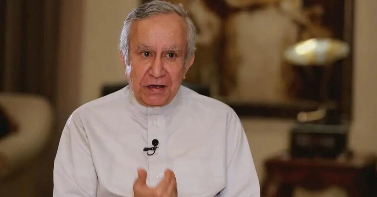 شاهد .. أول تعليق من تركي الحمد على شائعة وفاته