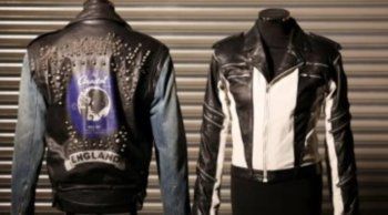 شاهد .. بيع جاكيت مايكل جاكسون بمبلغ ضخم في مزاد علني... إليكم السعر