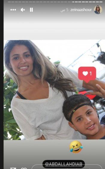 شاهد .. التوأم كنزي وعبد الله عمرو دياب يتلقيان معايدة مميزة من والدتهما وشقيقتهما جنا -بالصور