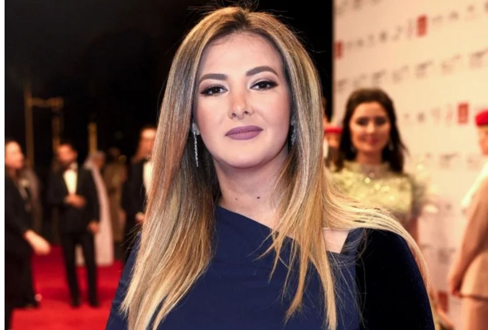 تأدب .. دنيا سمير غانم توجه رسالة غاصبة : لمين ياتري