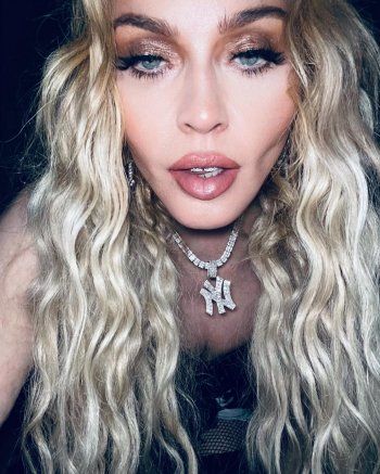 شاهد .. مادونا بصور مثيرة للجدل.. ومظهرها الهزيل حديث المتابعين