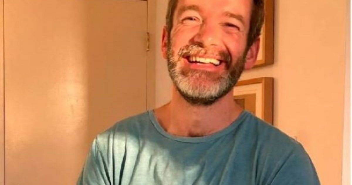 شاهد .. شرطة نيويورك تبحث عن المخرج الإيرلندي روس ماكدونيل بعد اختفائه منذ أسبوعين