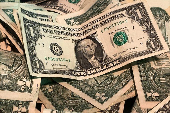 أخبار مصر | سعر الدولار اليوم مقابل الجنيه المصري.. في البنوك والسوق السوداء