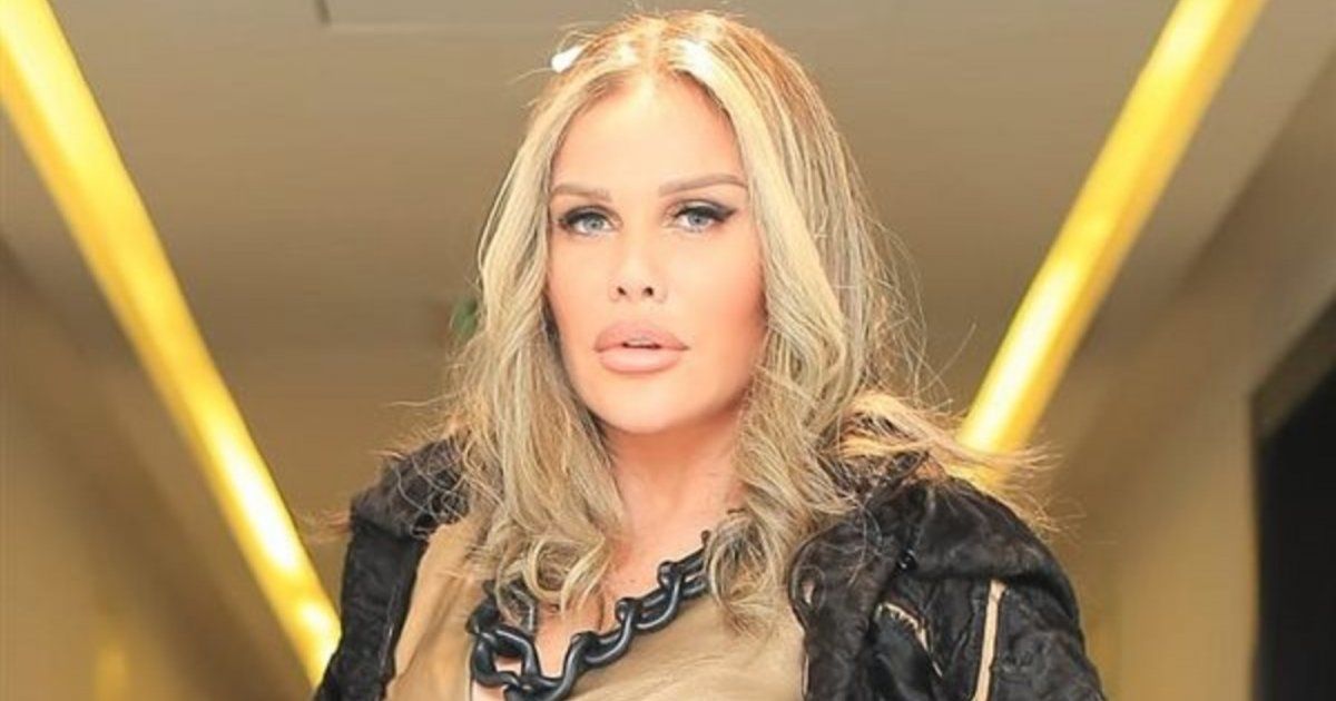 شاهد .. نيكول سابا تفجع بوفاة أقرب الناس إليها