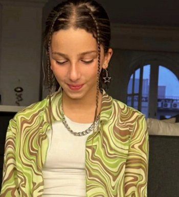 شاهد .. بالصور- شريف منير يفاجئ الجمهور بشكل حفيديته بعدما كبرت