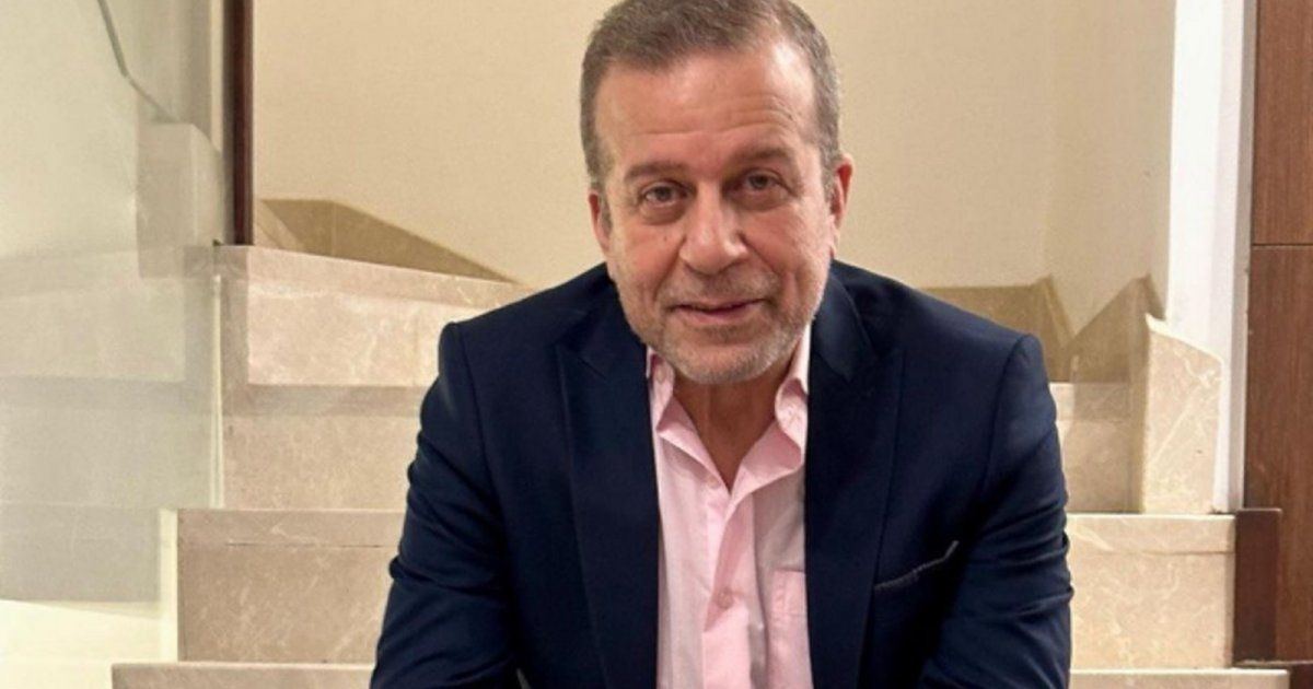 شاهد .. بالصور- شريف منير يفاجئ الجمهور بشكل حفيديته بعدما كبرت