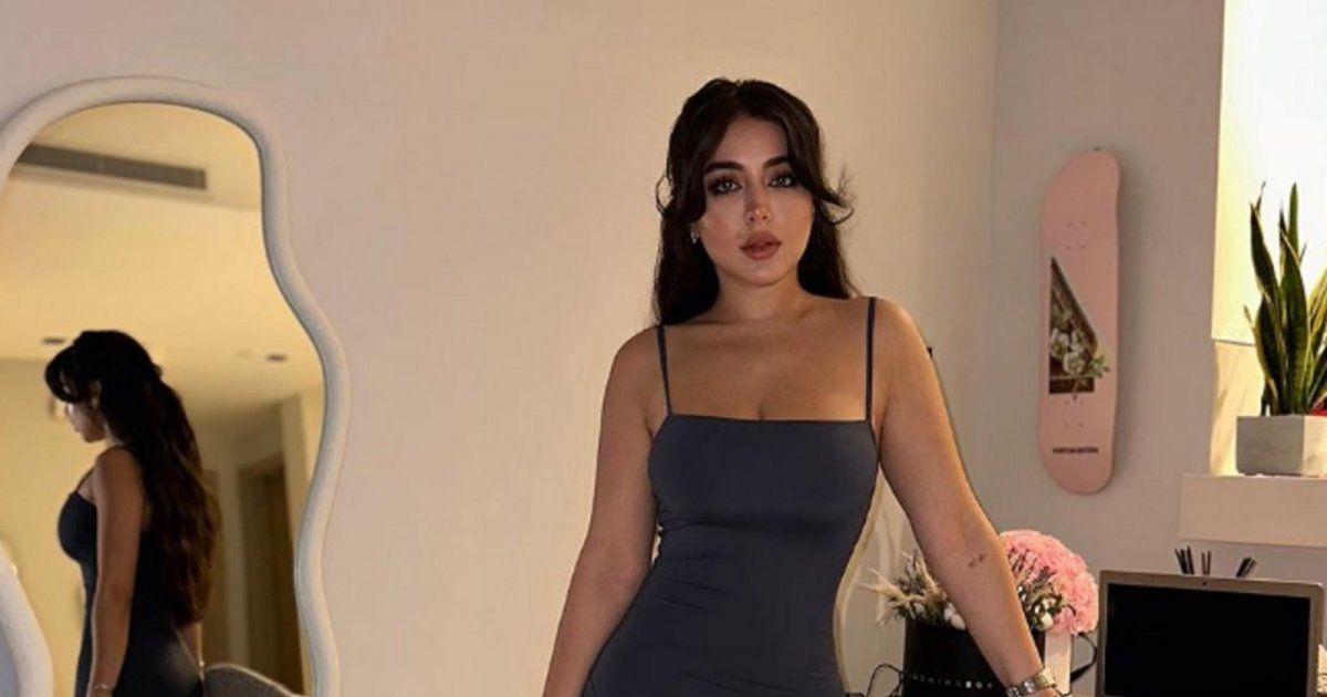 شاهد .. بالصورة - بلوك أسود مميز..هيا مرعشلي تستعرض جمالها وتبهر الجمهور