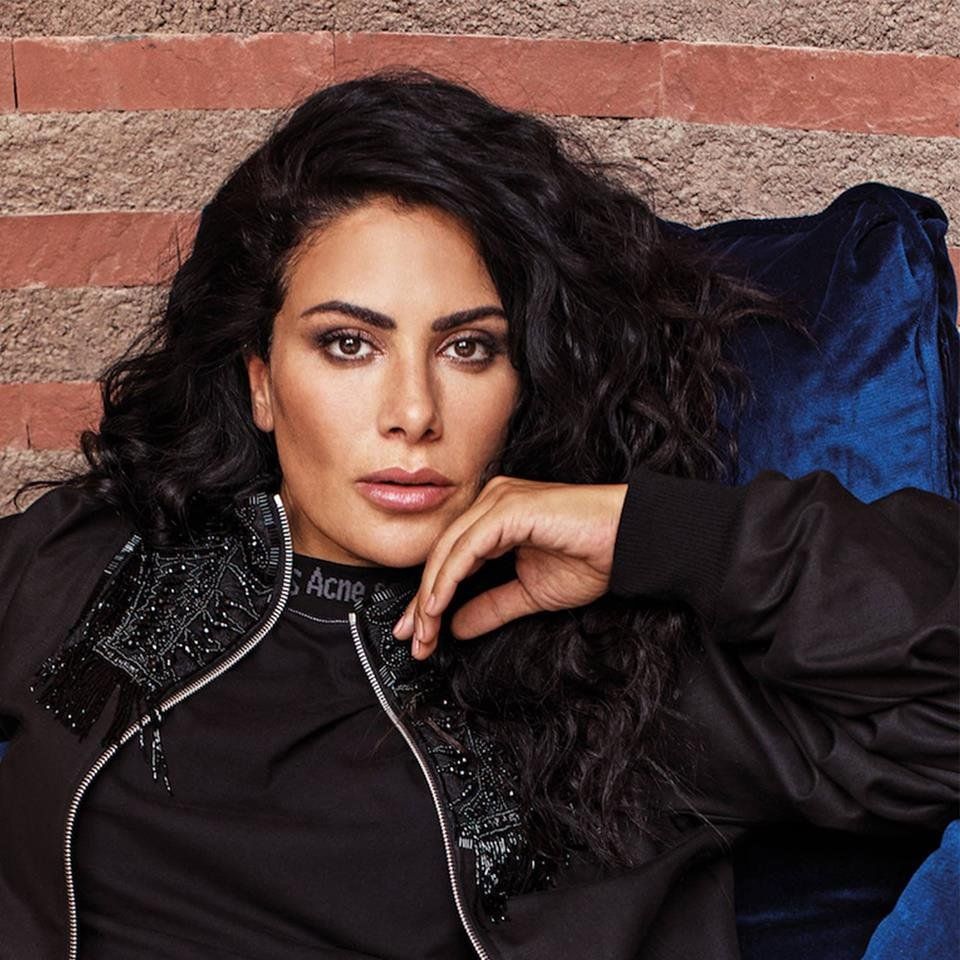 في قلب الأزمة: صبا مبارك تشارك في معركة غزة