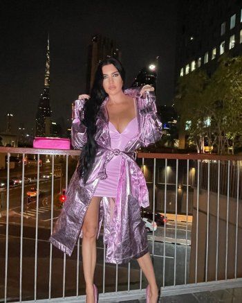 شاهد .. بفستان جريء.. لاميتا فرنجية تلفت الأنظار بأحدث إطلالة لها