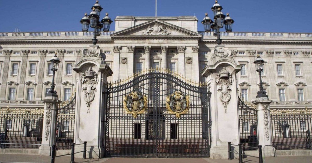 شاهد .. العرش الملكي البريطاني مُهدد بالزوال قريباً...والسبب كشف أسوأ الأسرار والفضائح