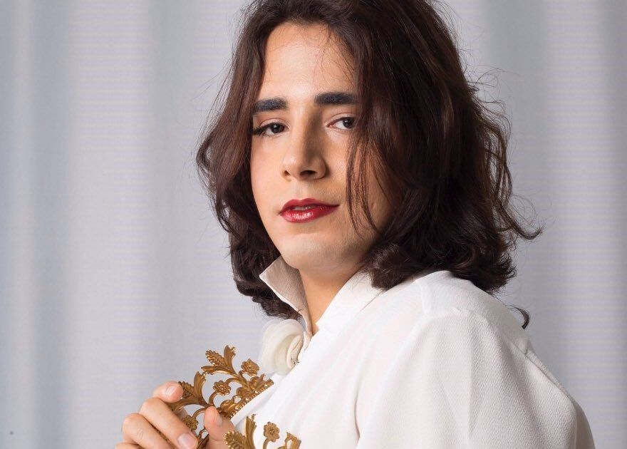 شاهد .. بدر خلف بمفاجأة جديدة للجمهور.. "زوجتي حامل"!!