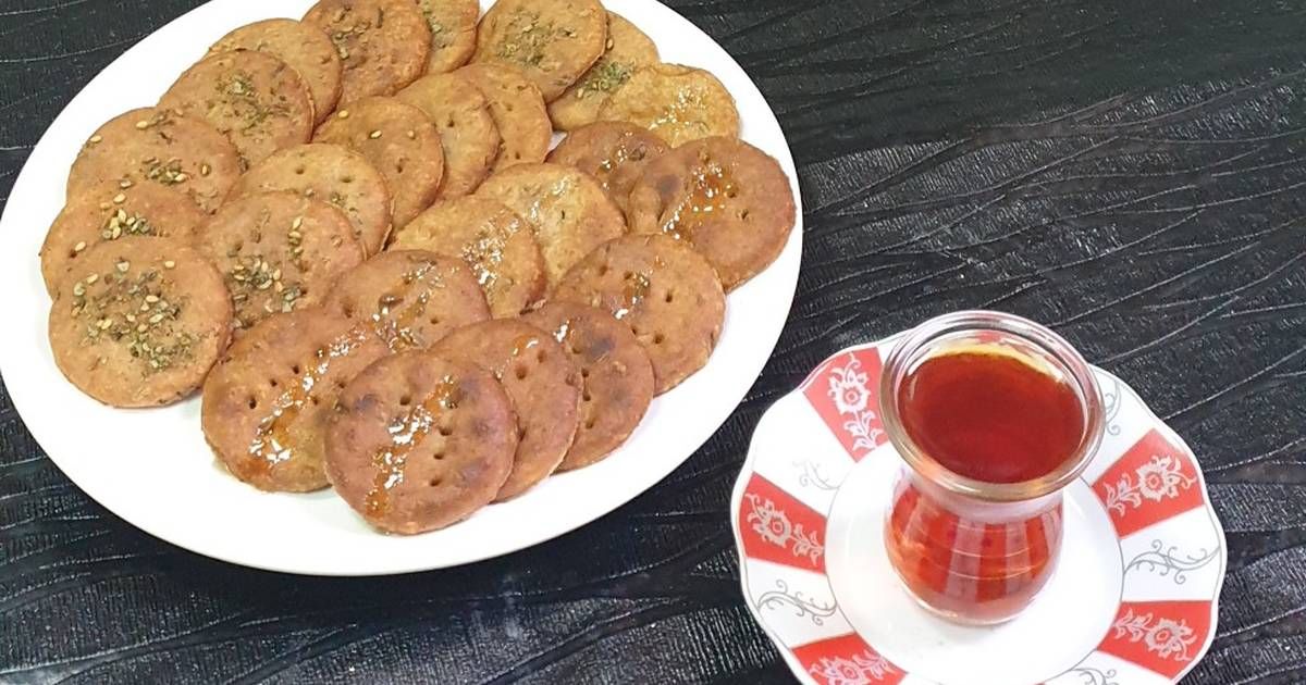 شرب الشاي مع المعجنات.. عادة خطيرة لا تفعلها